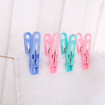 Fully automatic clothes peg clips assembly machine